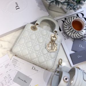Túi xách dior lady 5 mắt da lỳ màu trắng - DOLT0213