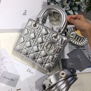 Túi xách dior lady 5 mắt màu bạc - DOLB0215