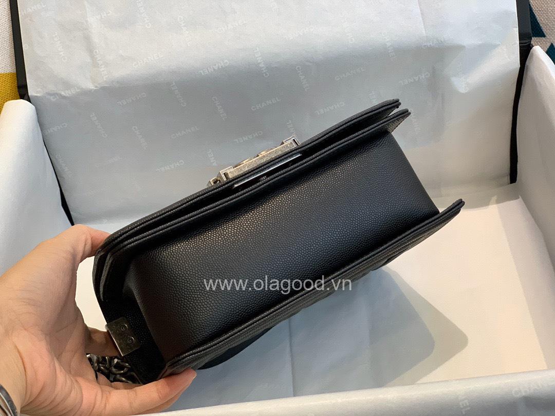 Chanel Boy size 20 màu đen khóa bạc cổ - CNB027 - Hình ảnh 7