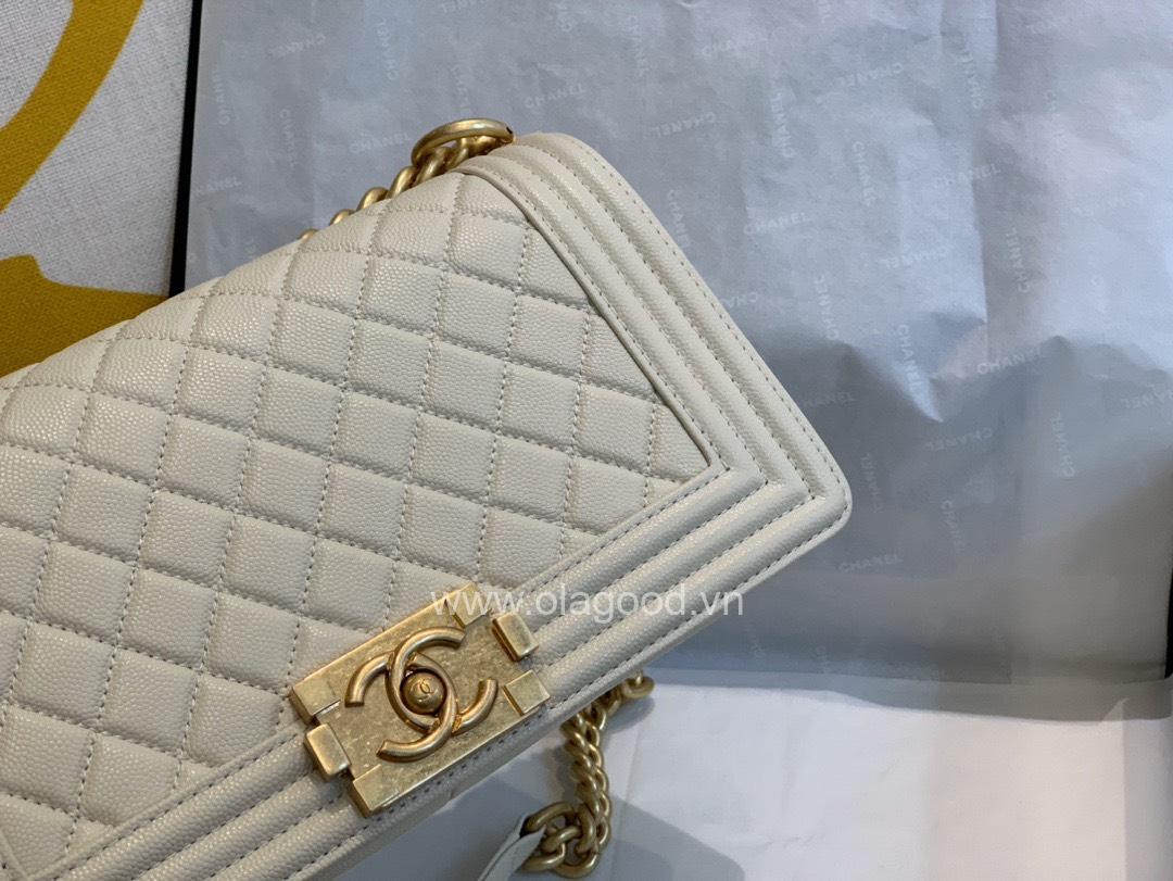 Chanel Boy size 25 màu trắng sữa khóa vàng - CNB022 - Hình ảnh 4