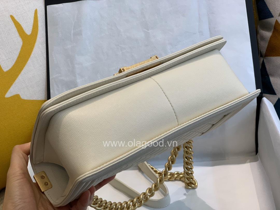 Chanel Boy size 25 màu trắng sữa khóa vàng - CNB022 - Hình ảnh 6