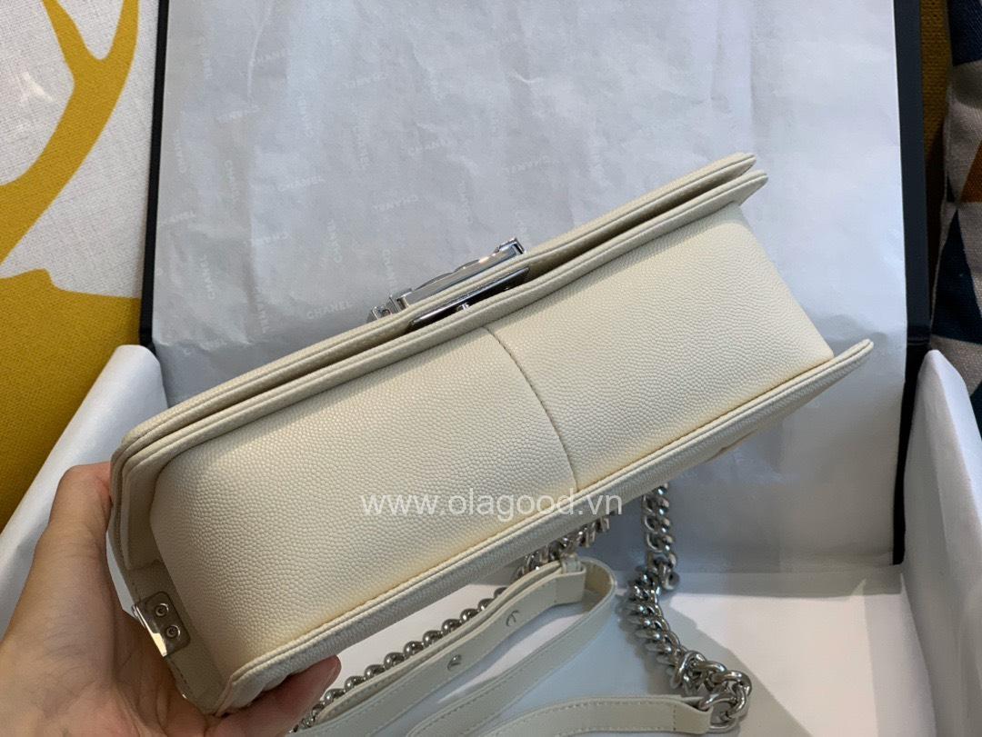 Chanel Boy size 25 màu trắng sữa - CNB021 - Hình ảnh 6