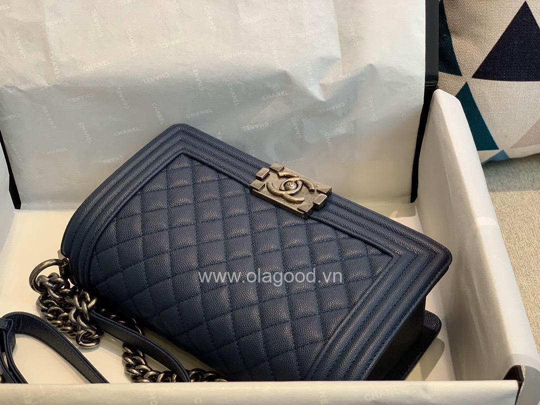 Chanel Boy size 25 màu xanh navy - CNB024 - Hình ảnh 9