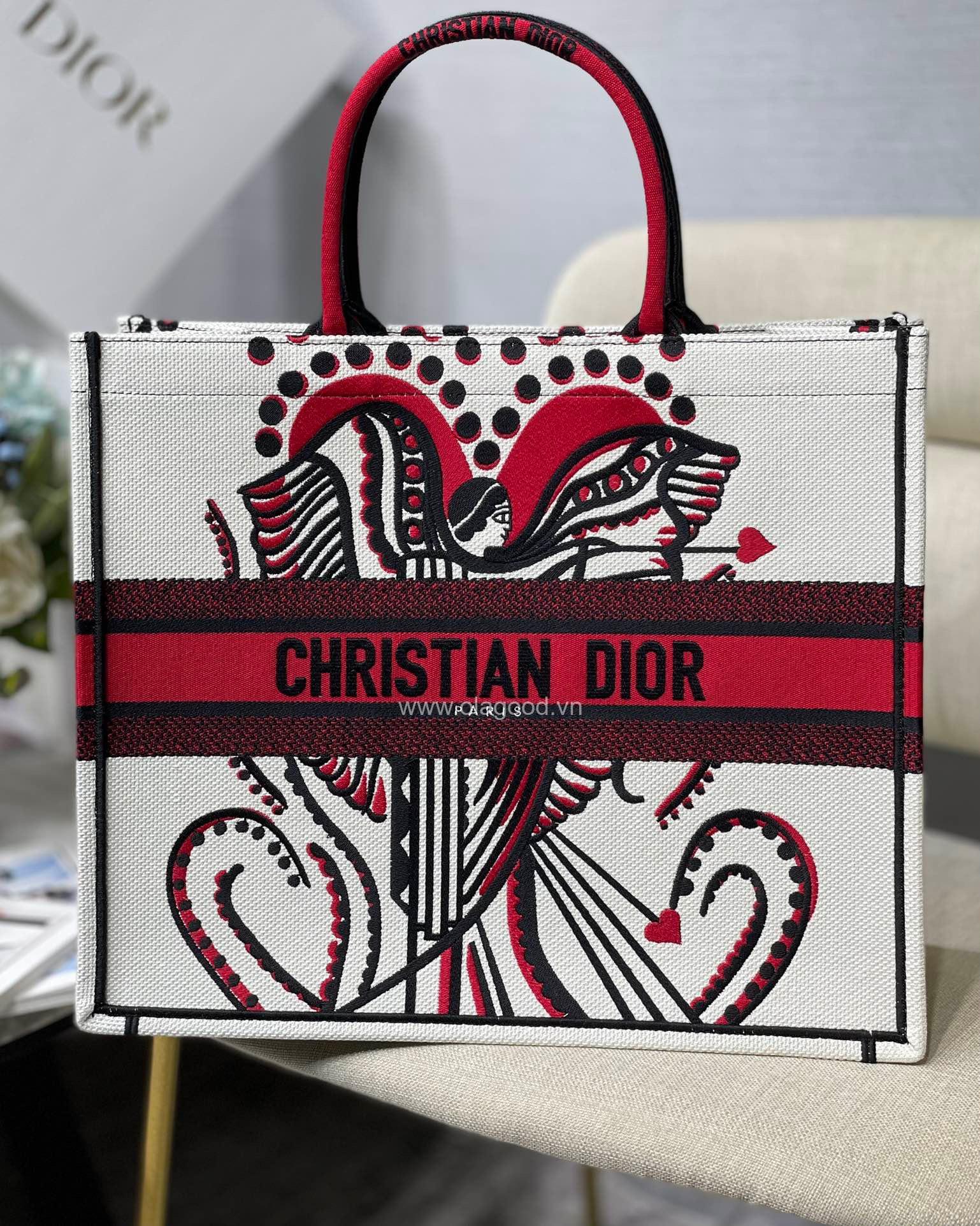 Túi Medium Dior Book Tote Latte Multicolor Cupidon Embroidery- DOBT022