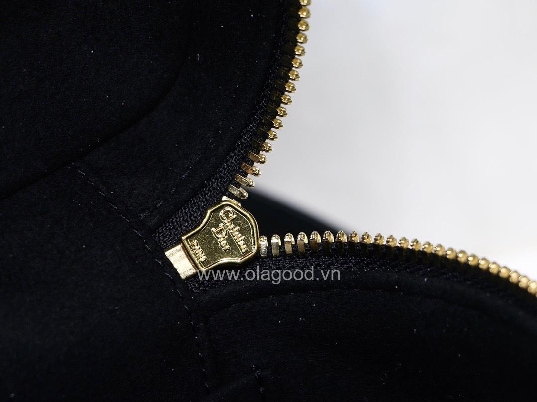 Túi Small Dior Travel - DOTS021 - Hình ảnh 10