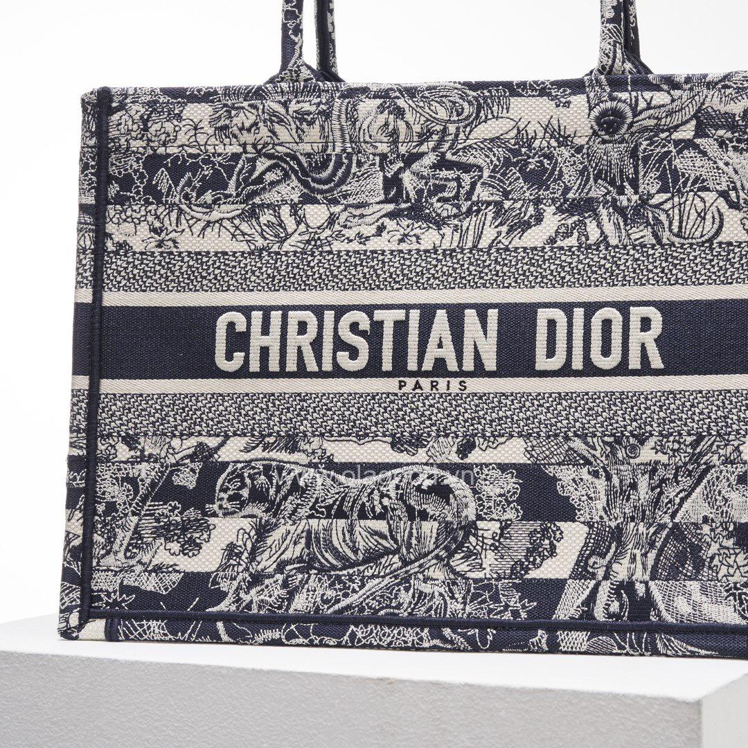 Túi Xách Medium Dior Book Tote – DOBT028 - Hình ảnh 4