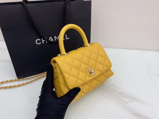 Màu sắc của các mẫu Chanel Coco thay đổi theo mùa