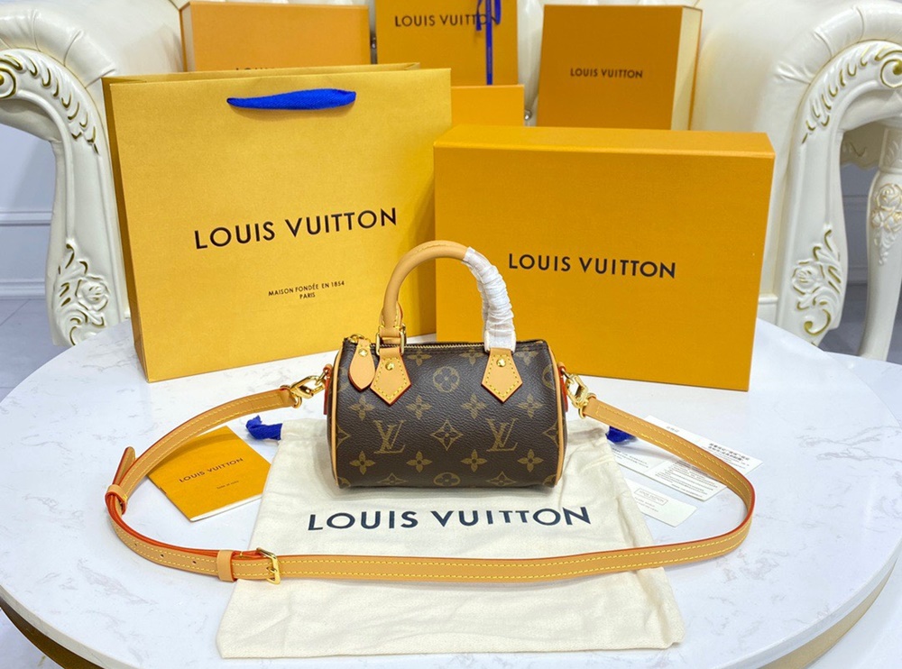 Thiết kế túi xách Louis Vuitton Nano Speedy nhỏ gọn, dễ thương