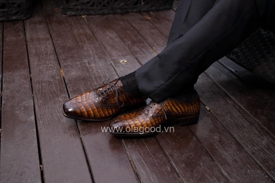 Giày da cá sấu patina